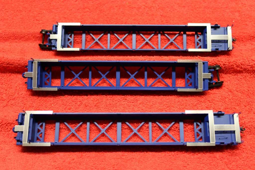 20006623 TTX 53′ Thrall Articulated Well Car – D&L Toy Trains
